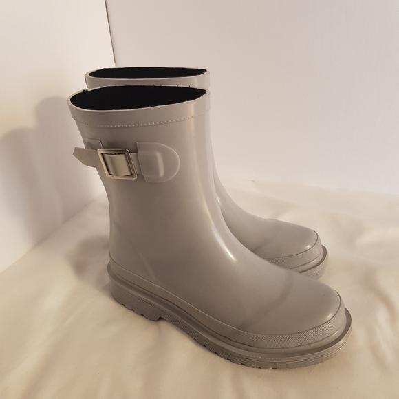 Chooka Ballard Mid Women's size 9 but fit like 7-7.5 gray waterboots - Picture 1 of 6